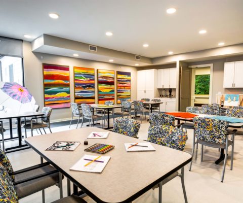 Oaks at Algonquin Senior Living Craft Room