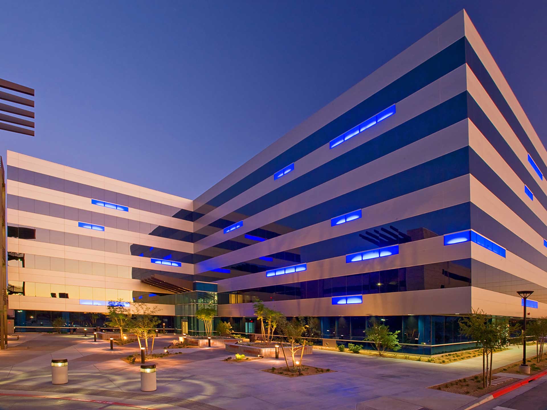 4600 Washington office building at Washington Corporate Center in Phoenix, Arizona