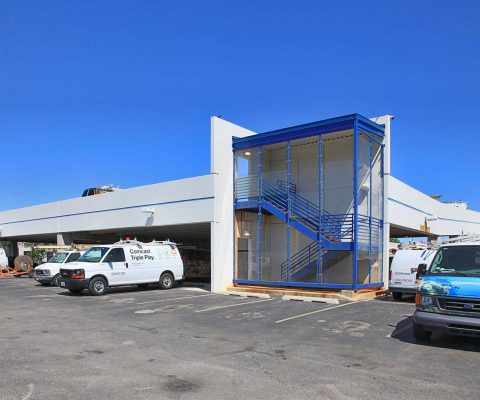 2.5-story Comcast parking garage