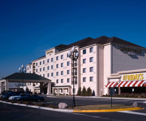 Courtyard Marriott hotel in Bedford Park, Illinois