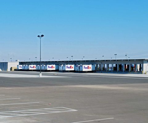 Loading docks at FedEx distribution center in Kettleman City, CA