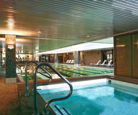 Indoor pools at Fitness Formula Club