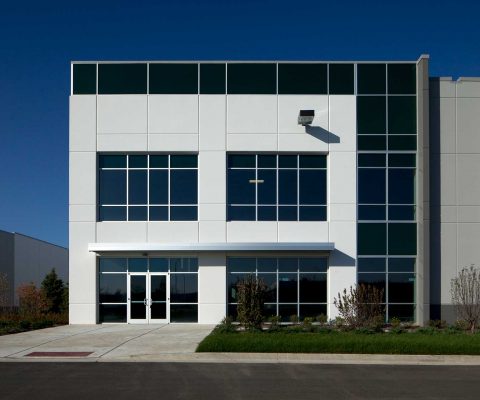 Main entrance to Fountain Square Commerce Center building