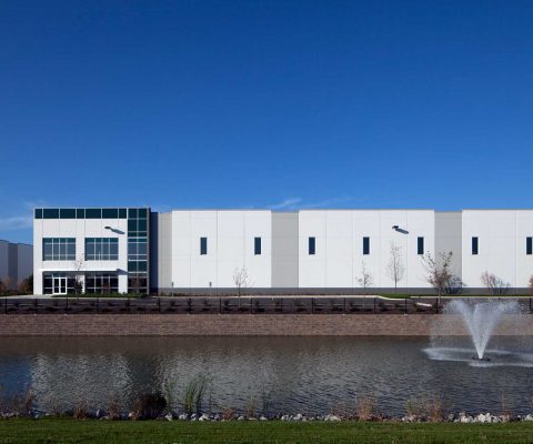 Exterior of Fountain Square Commerce Center building