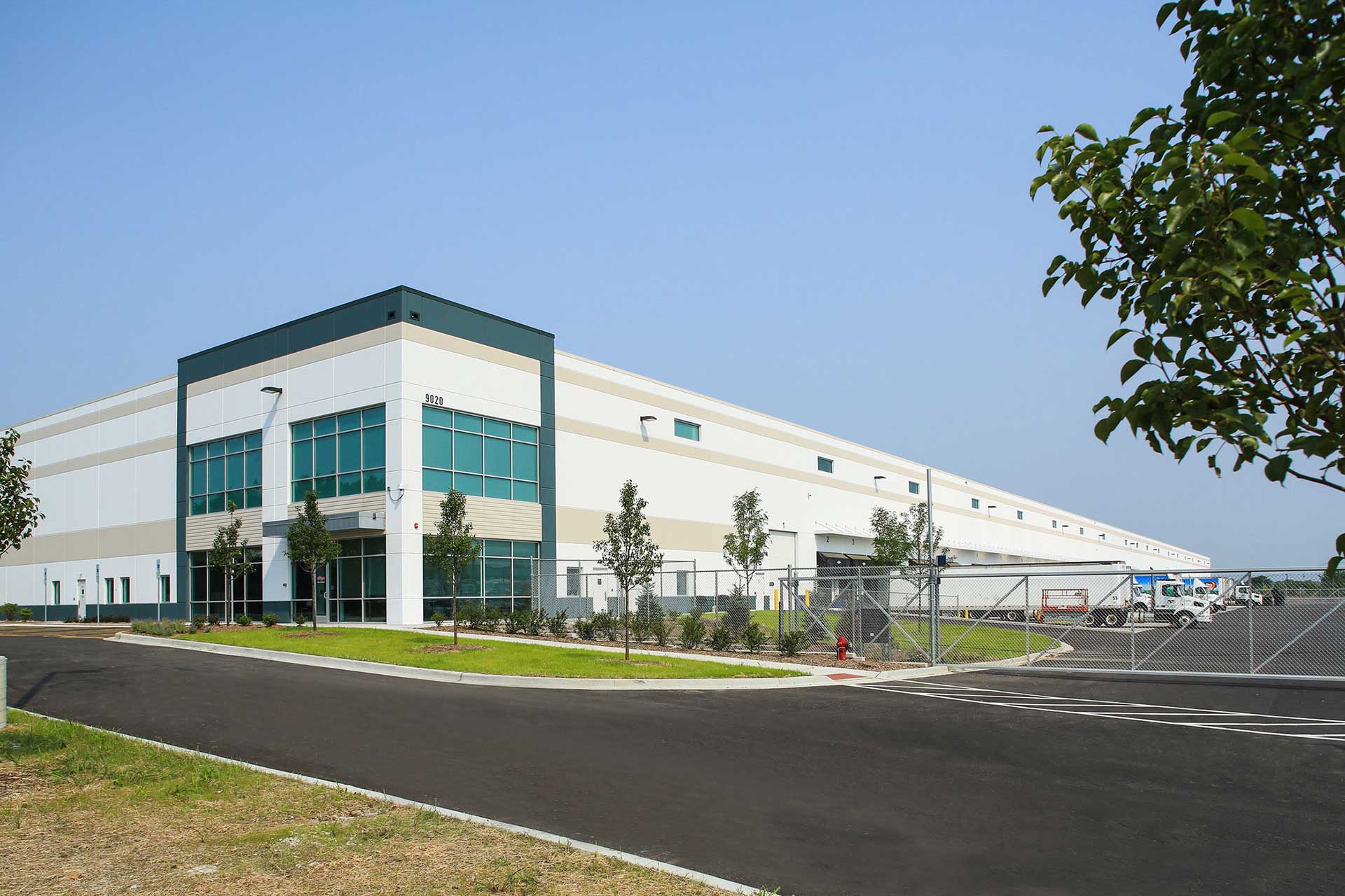 Exterior of Kellogg’s distribution center