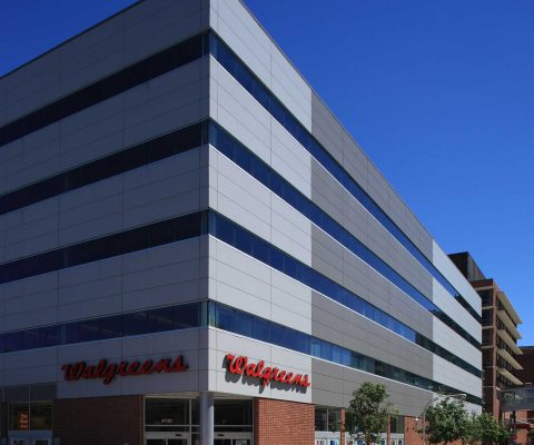 Exterior of Lakeshore Medical Center