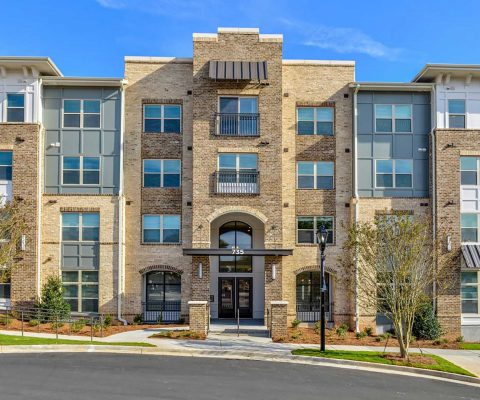 The Veranda at Groveway affordable senior housing residence in Roswell, Georgia